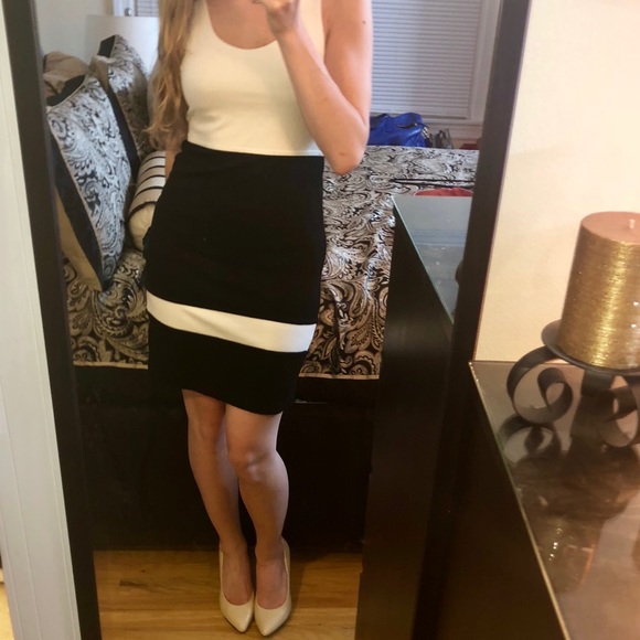 Alice and Olivia color block dress - Picture 2 of 4